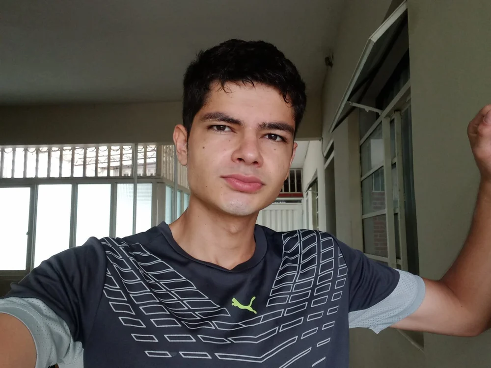 nicolin0's Offline Chat Room