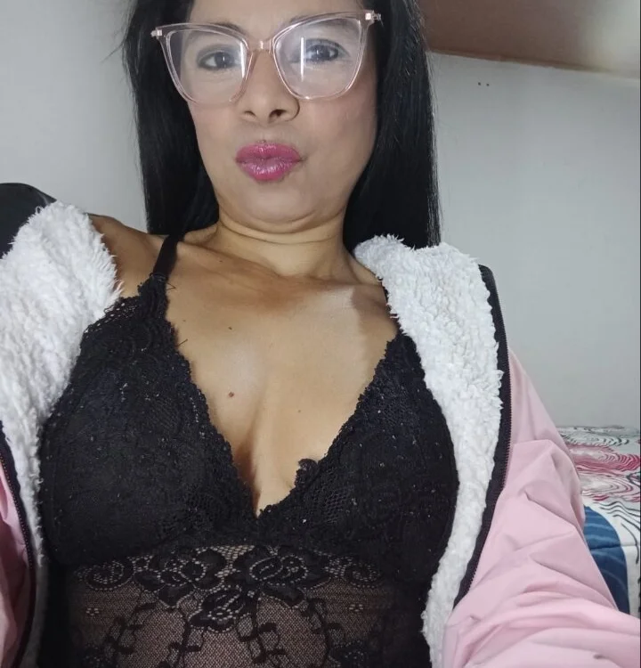 mmature_messyy's most recent online preview