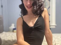 petitebarbiexxx's webcam live show