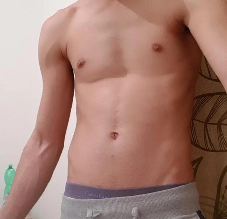 Wanker37 অফলাইন XXX চ্যাট