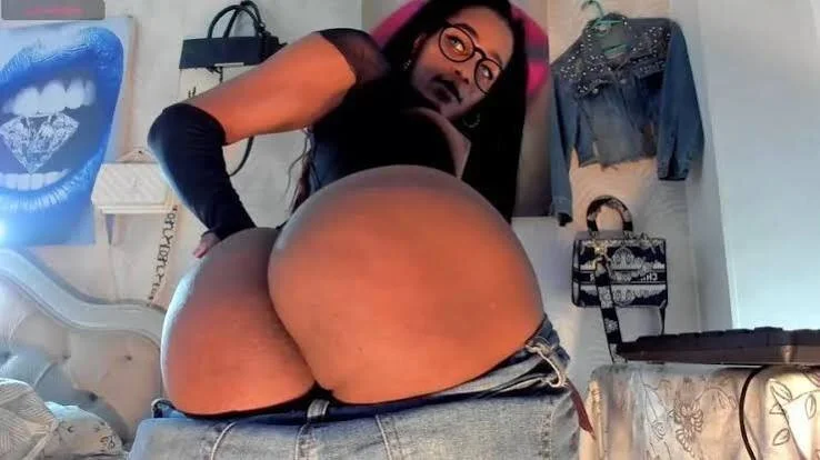 Kandyspicy's Offline XXX Chat