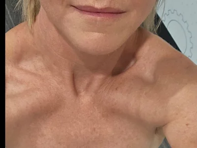 skstripchat1 — live female cam