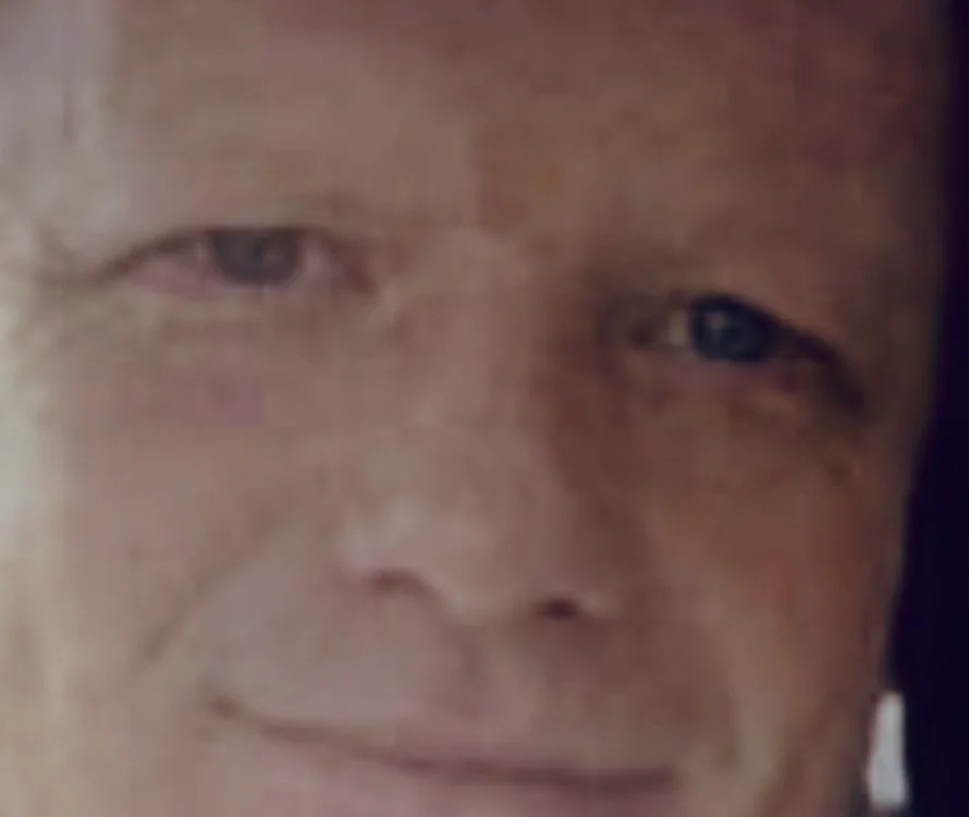 Flickmeatwood Chat XXX offline