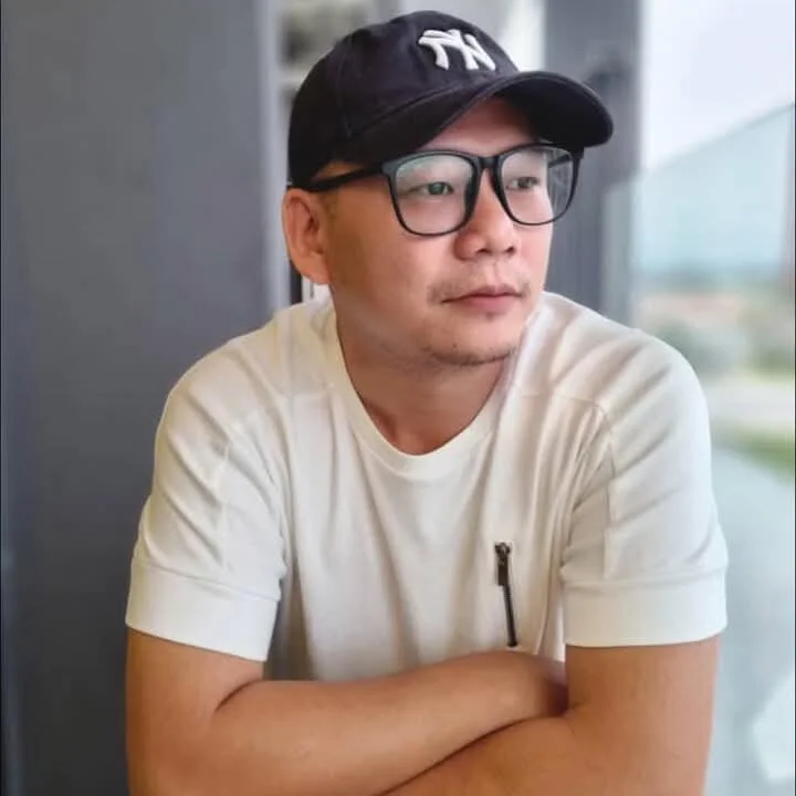 dcwithlove88's Offline Chat Room