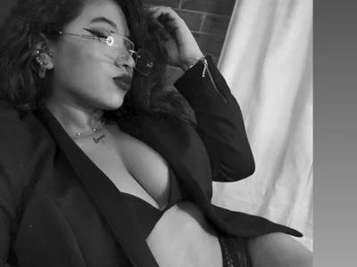 Kyliejenner_hot - Girl 
