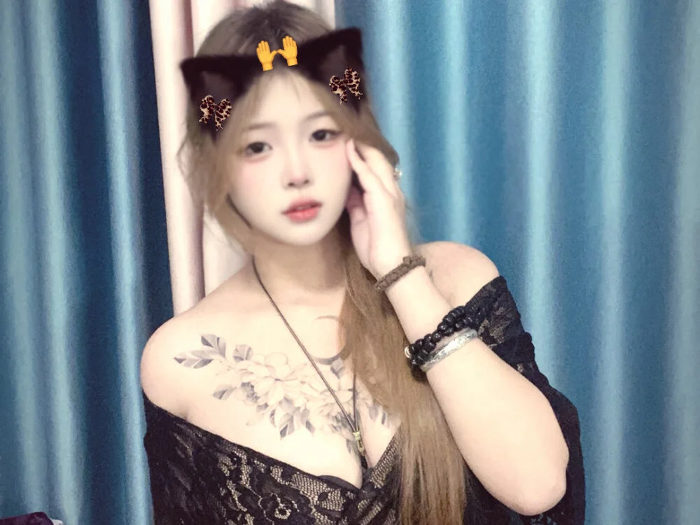 xiaofang2563's Offline XXX Chat