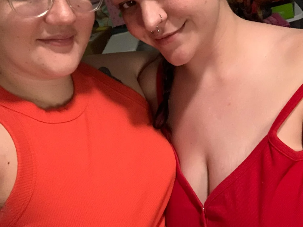 CherryLucky6 Offline XXX Chat