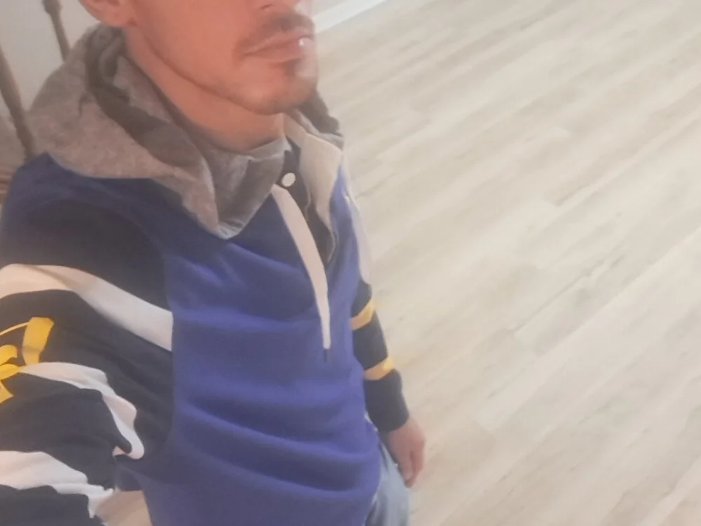 bigdick1653's Offline XXX Chat