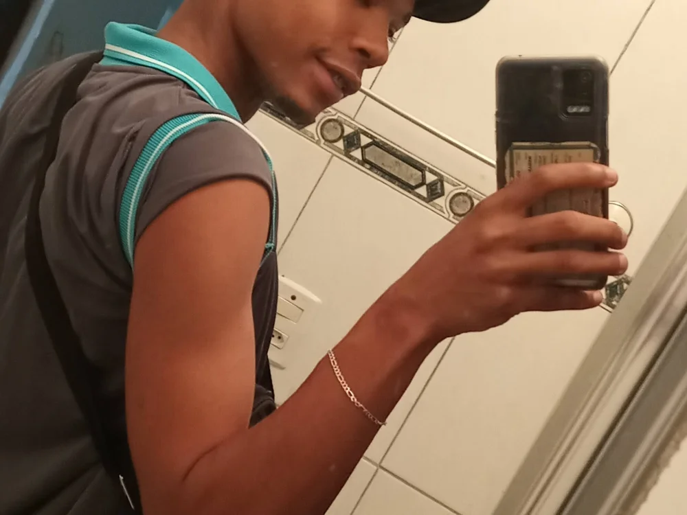 CHOCOBOMBXXX offline chatrum