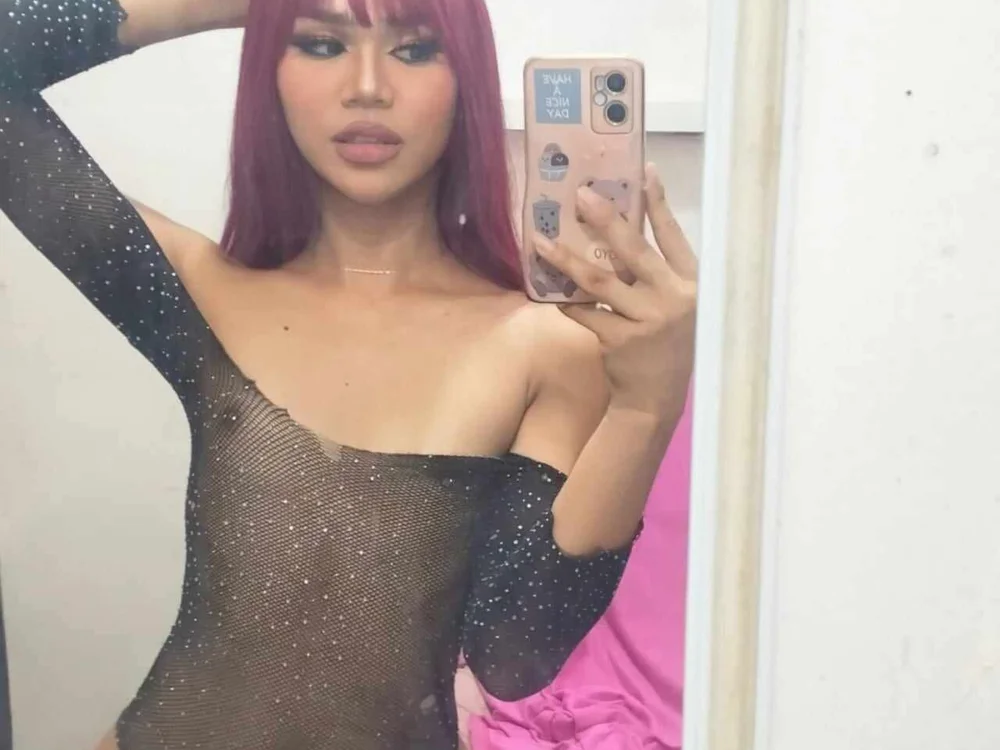 Aimycummers cam model