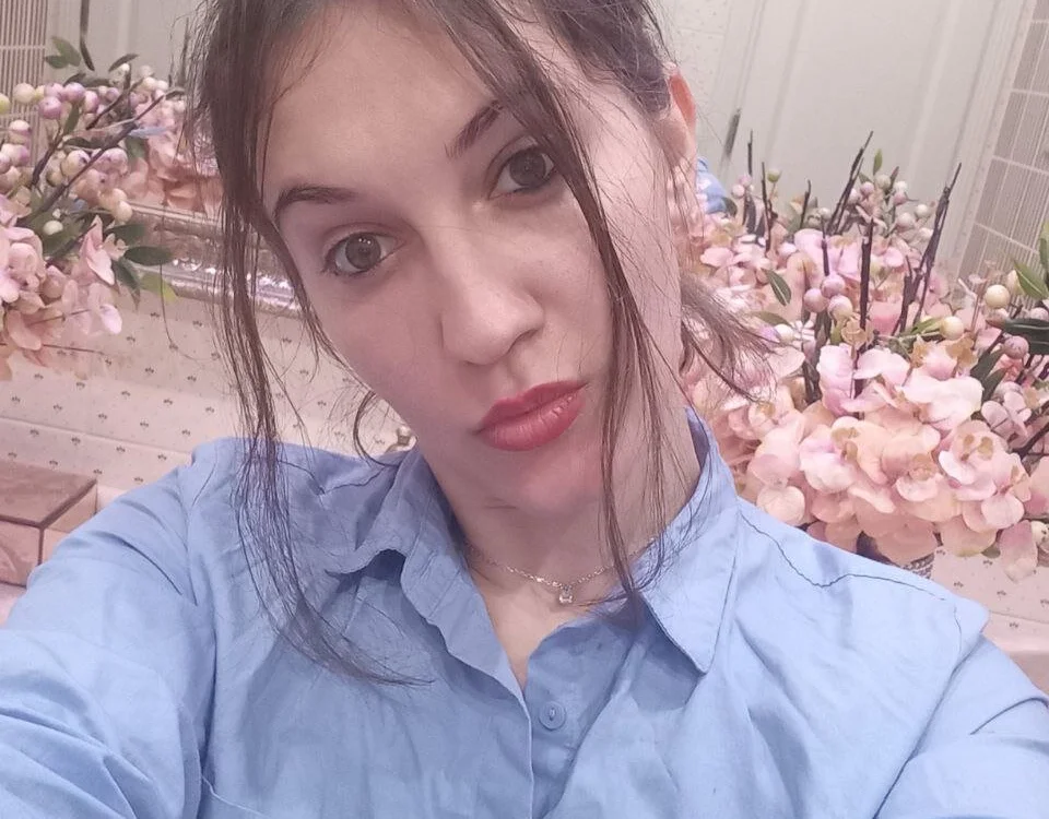 AmyyBlush's Offline Chat Room