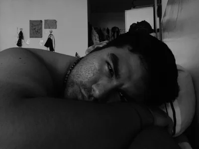Elchara20 Male New Online Cam Striptease
