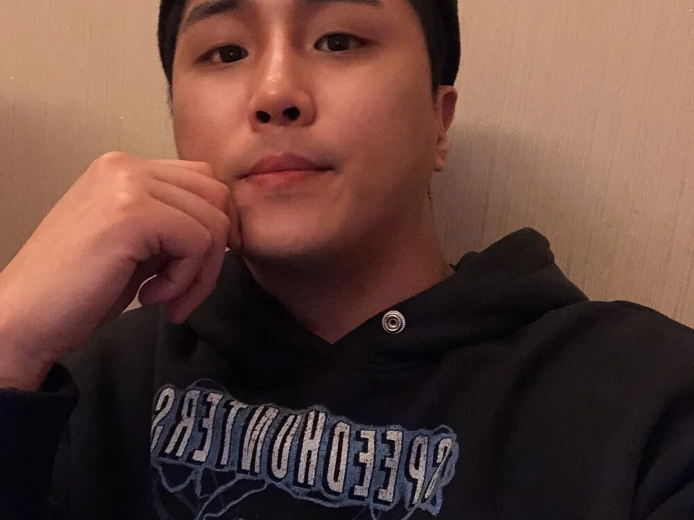 Holymoly- Obrolan XXX Offline