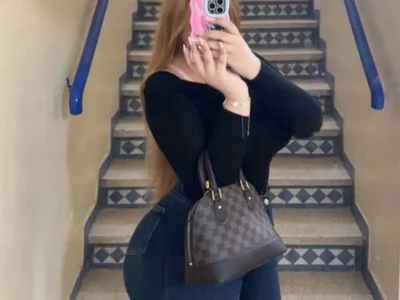 LOunNa-_Sexxy - athletic young