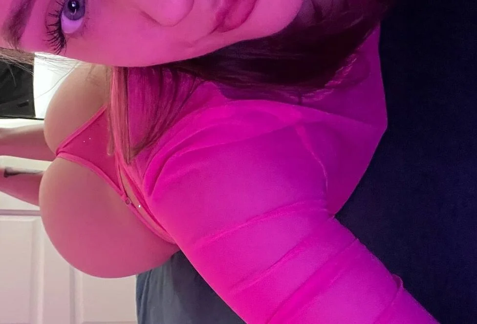 Princess_Lalkaa's Offline Chat Room