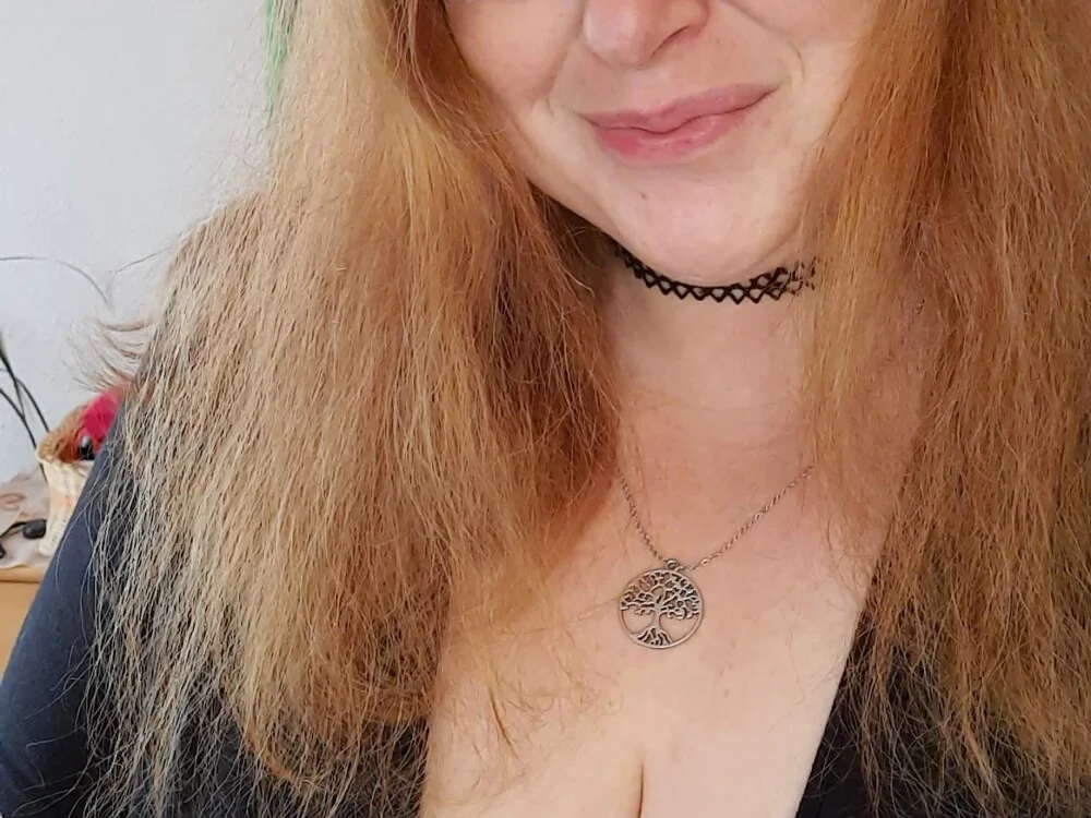 Curly_Dreams' Offline Chat Room