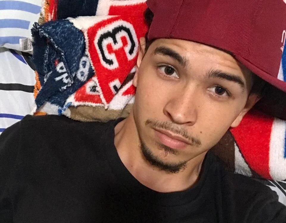 jeferson25358's Offline Chat Room