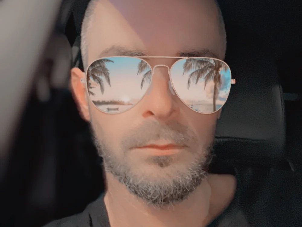 Slowstroker84's Offline Chat Room