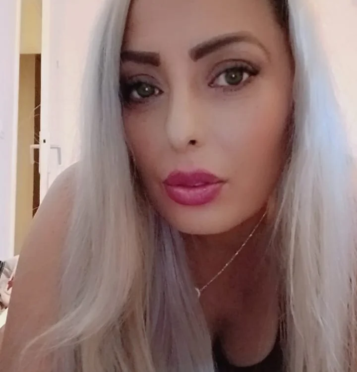 cocobeatrice's Offline XXX Chat