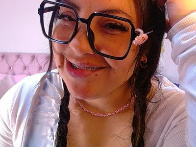 Lanaqueen699 Female Affordablecam2cam Sex Cam