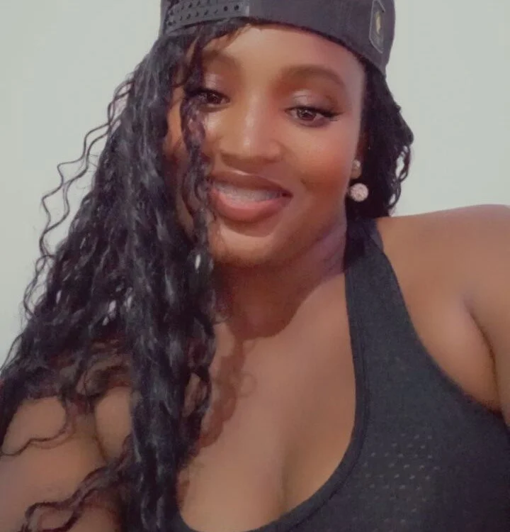 Chat +18 off-line de naomy_makani