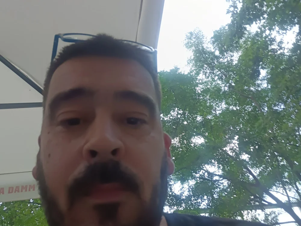 Mrm197969's Offline Chat Room