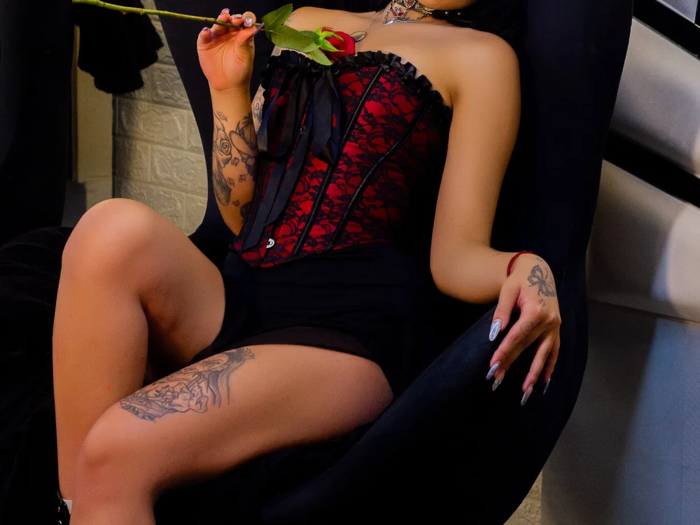 NaniiSisy Chat XXX Ngoại tuyến