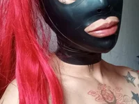 muscle_mommyy's Offline XXX Chat
