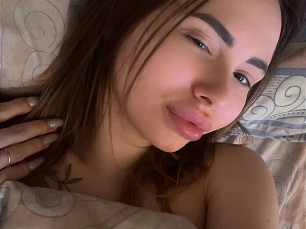 EsmeHames' Offline Chat Room