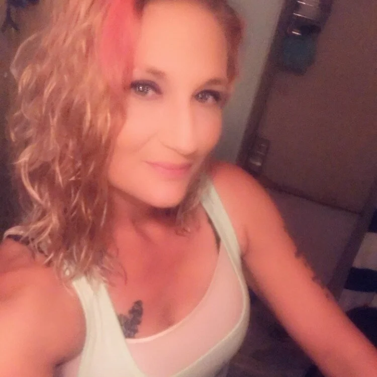 Badd-teacher's Offline XXX Chat