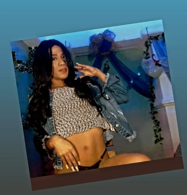 LunaGilTsx's Offline XXX Chat