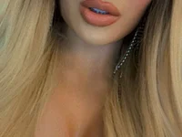 MissKylie002 offline cam