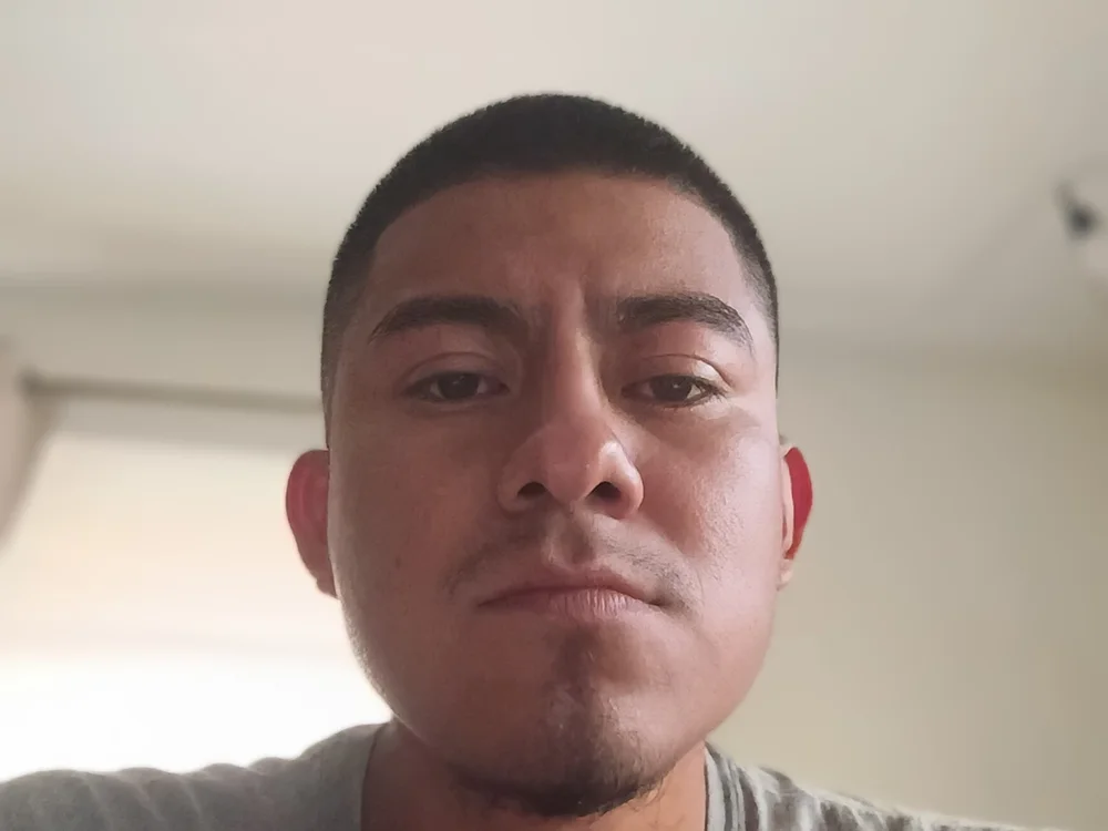 Beyraul123's Offline Chat Room