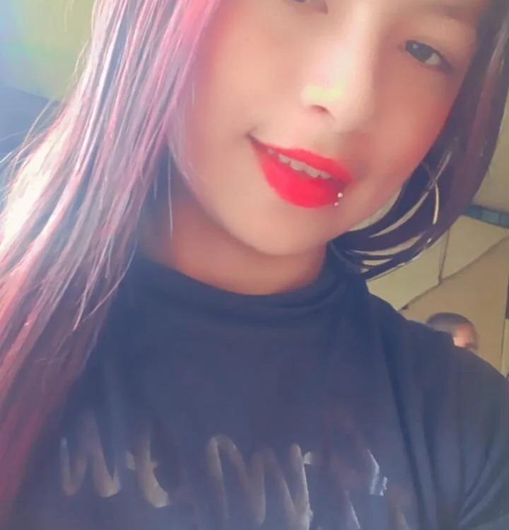 Sophia_Vice offline chatrum