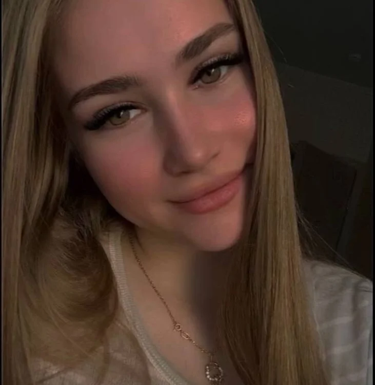 Offline XXX chat TennisKate