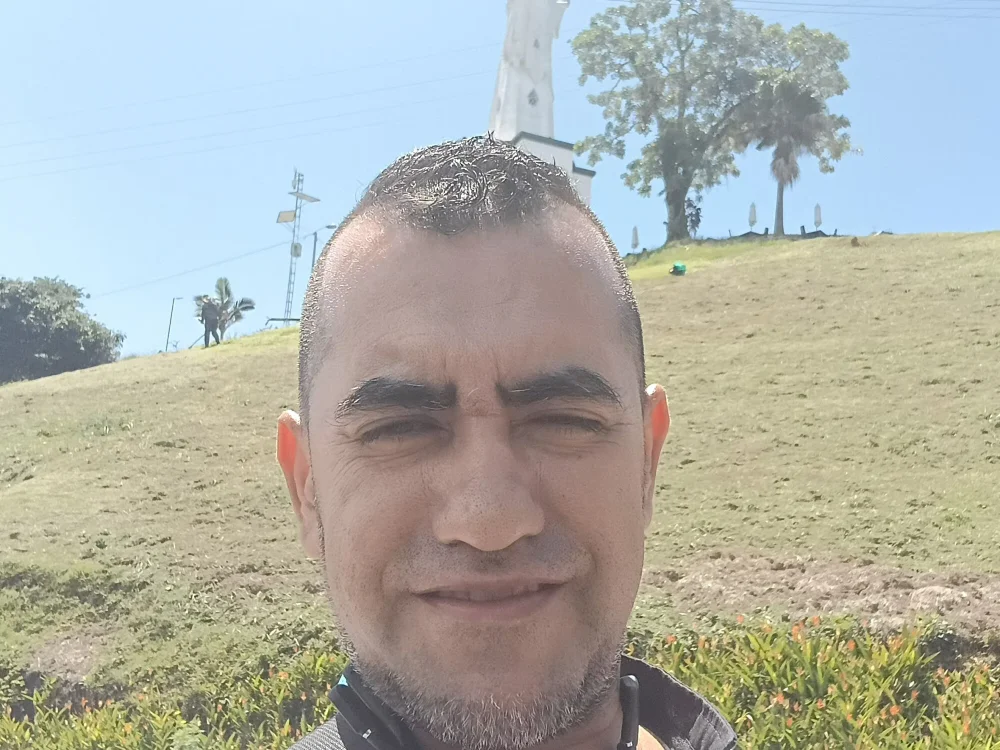 armagedon19 Adlı Modelin Çevrimdışı Sohbet Odası