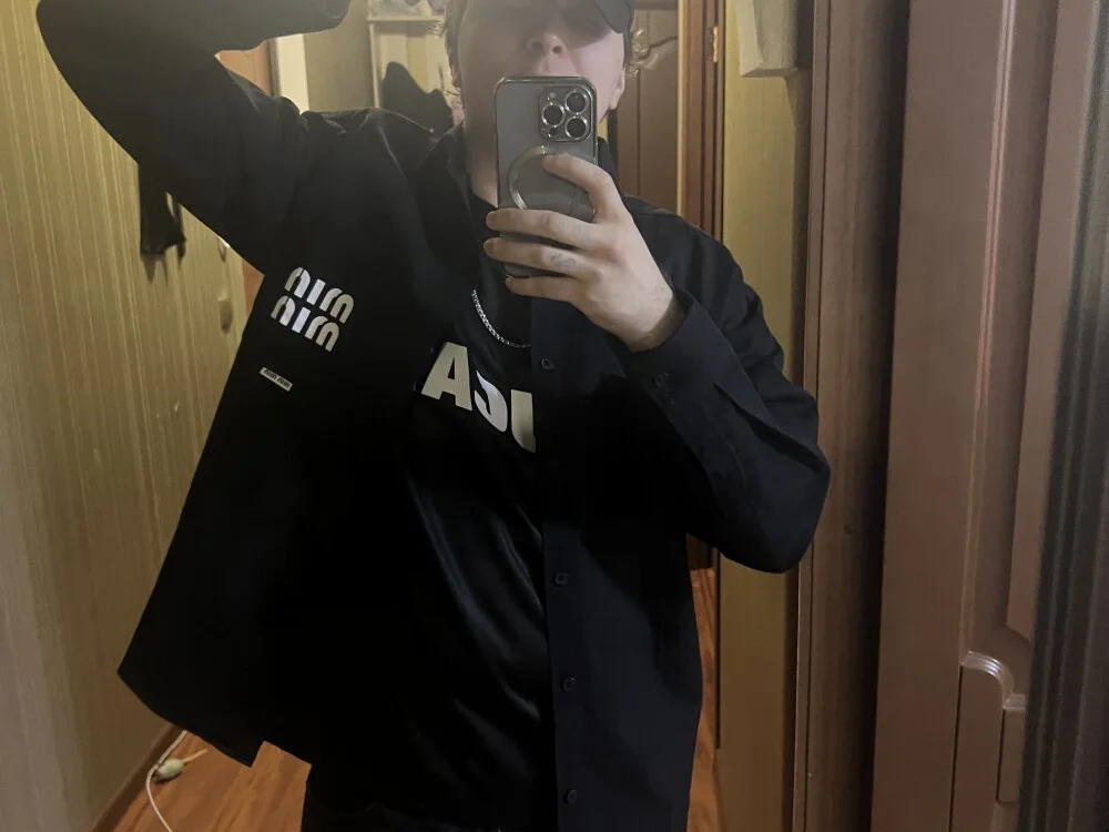 Gusman112's Offline XXX Chat