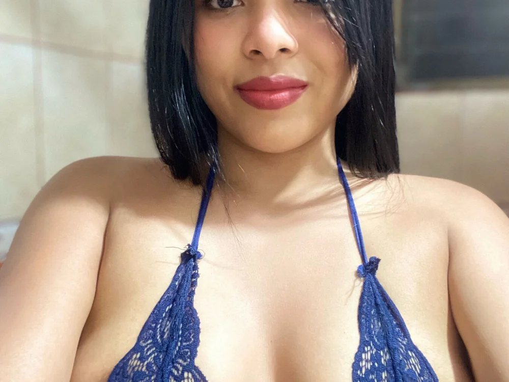 Kristell24's Offline Chat Room