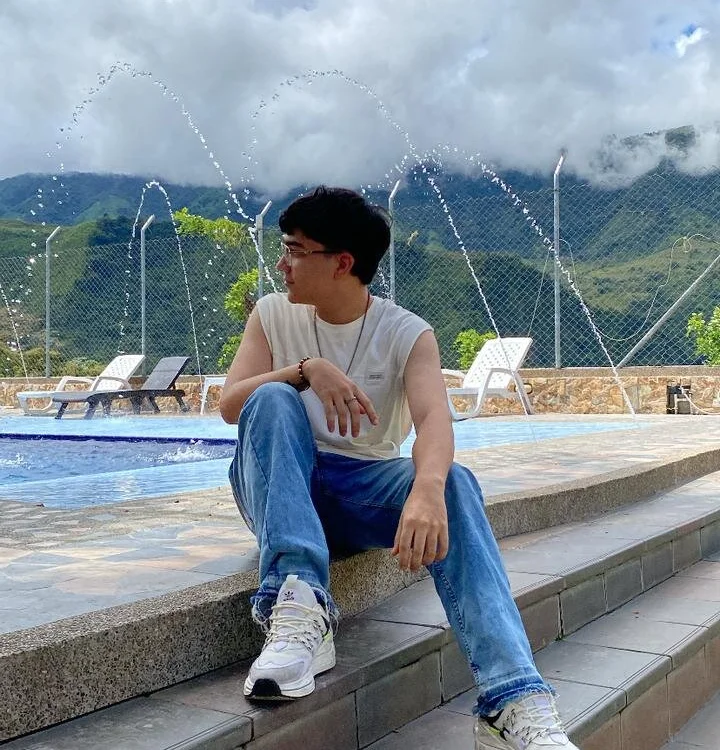 ห้องแชทออฟไลน์ของ Oliver_Collinss