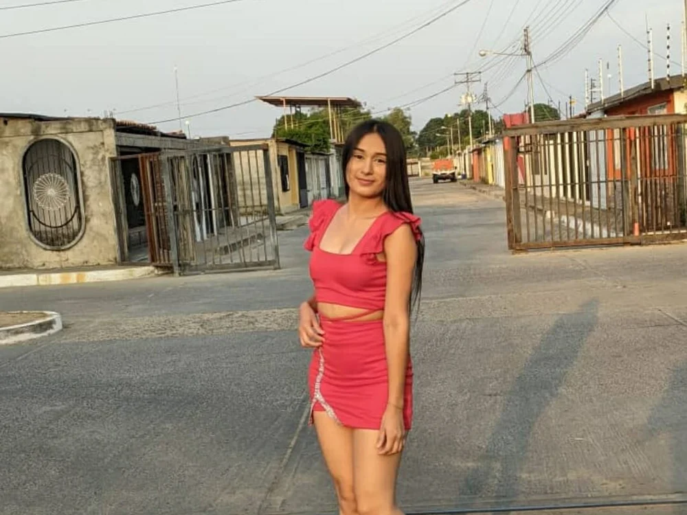 PatyMonserraat's Offline Chat Room