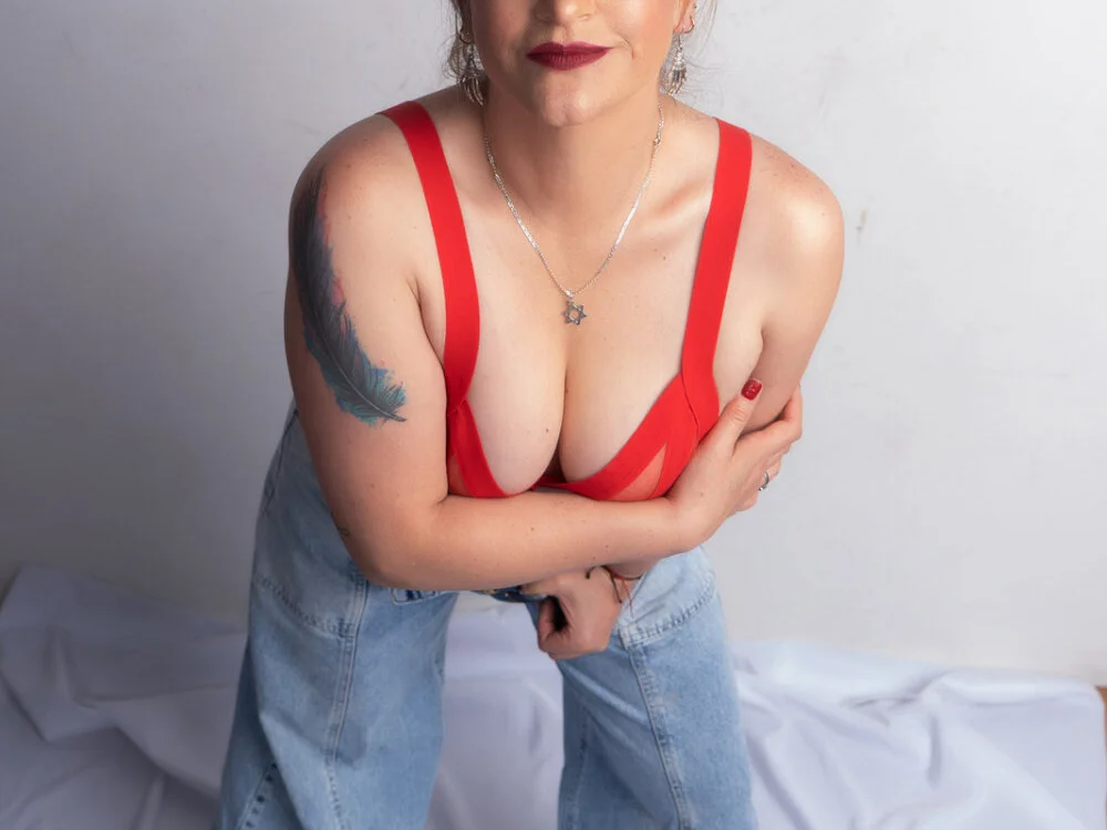 Czat XXX na żywo – Charlot_milf