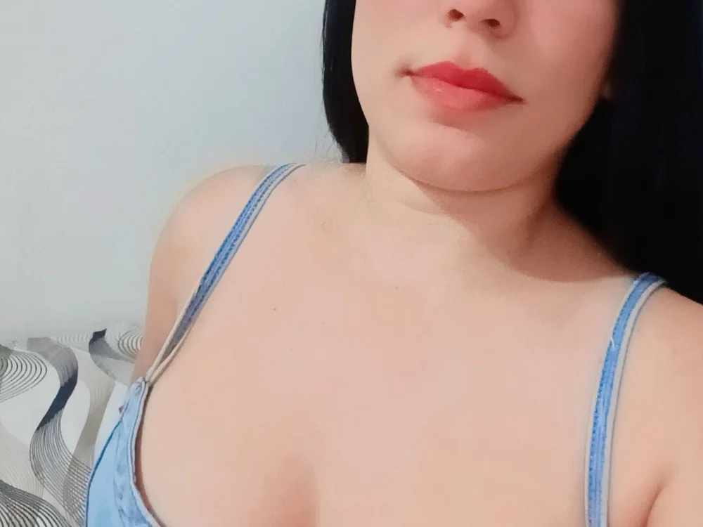 Katy1244's Offline Chat Room