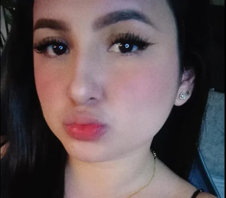 nerea_swan's Offline XXX Chat