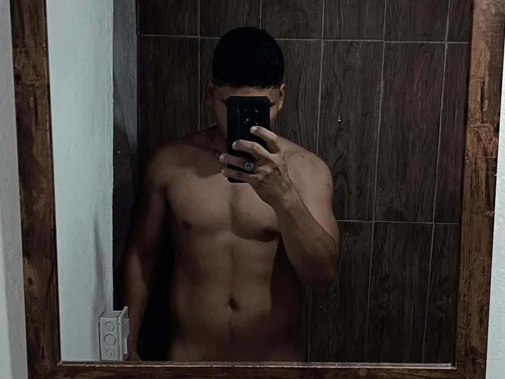 ห้องแชทออฟไลน์ของ danny_chace12
