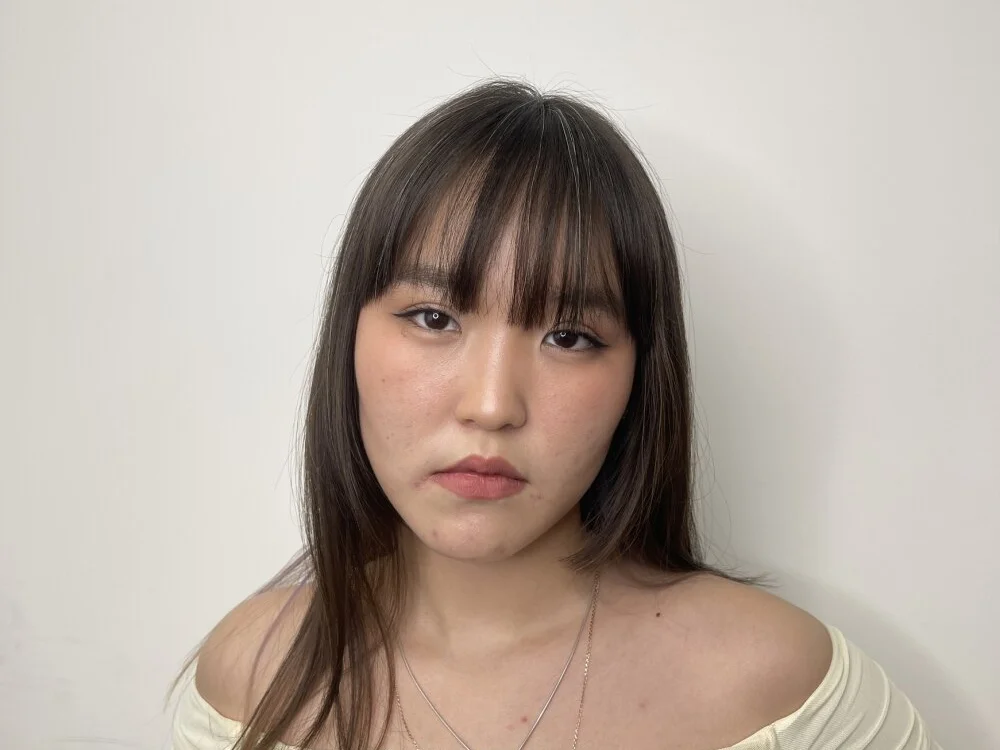 AdrianSpore Offline XXX Chat