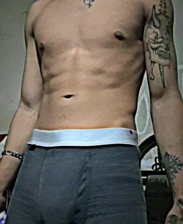ห้องแชทออฟไลน์ของ Flakovergon666