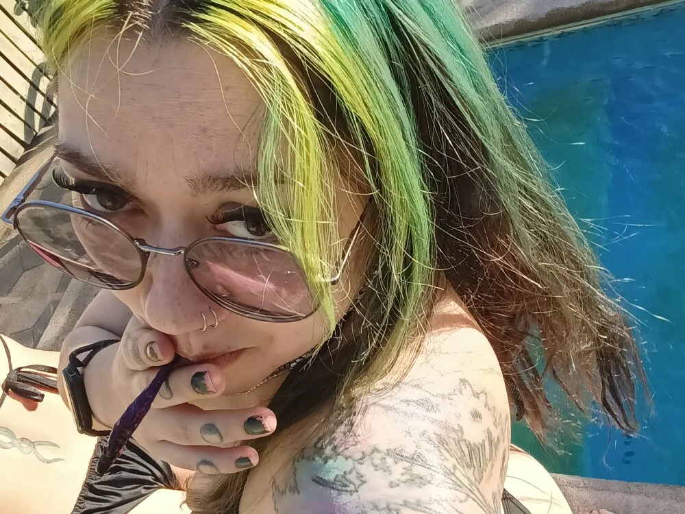 Dulcedeanis 離線 XXX 聊天