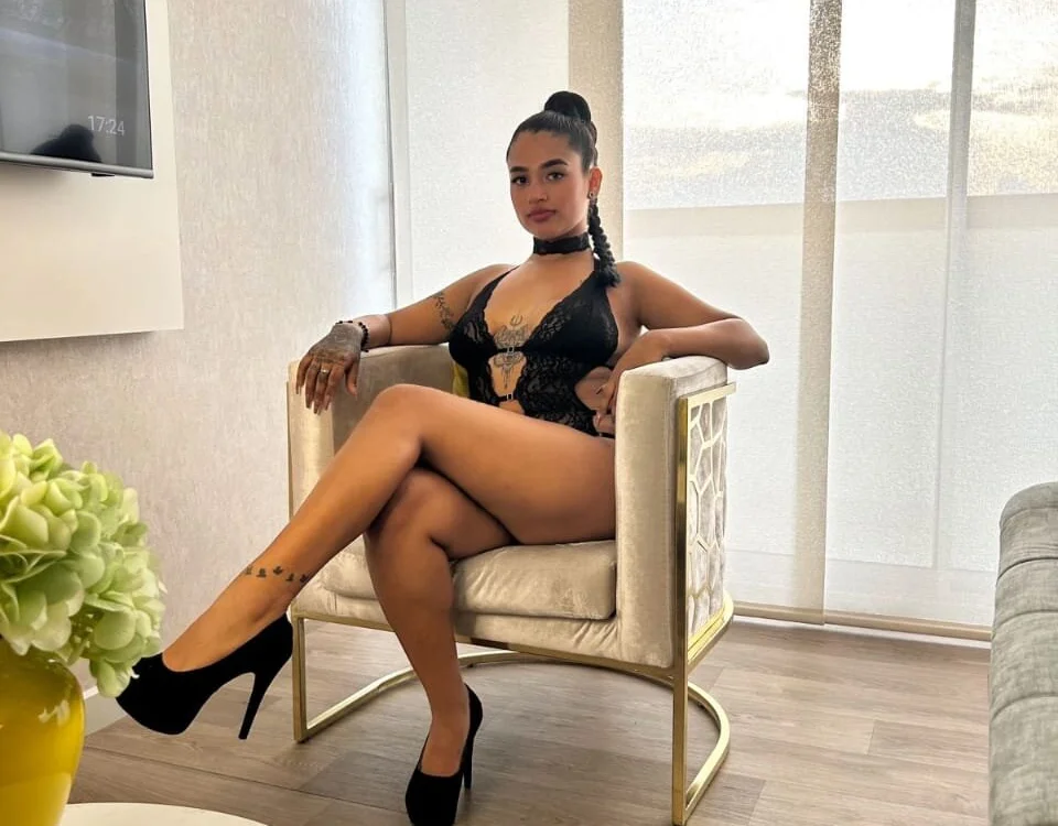 KarelysQueen's Offline Chat Room