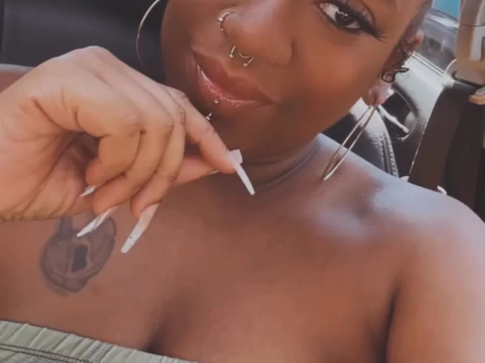 secrwetlover6's Offline XXX Chat