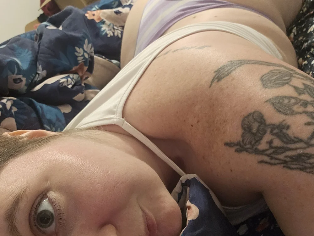 Roxie_Rowe's Offline XXX Chat